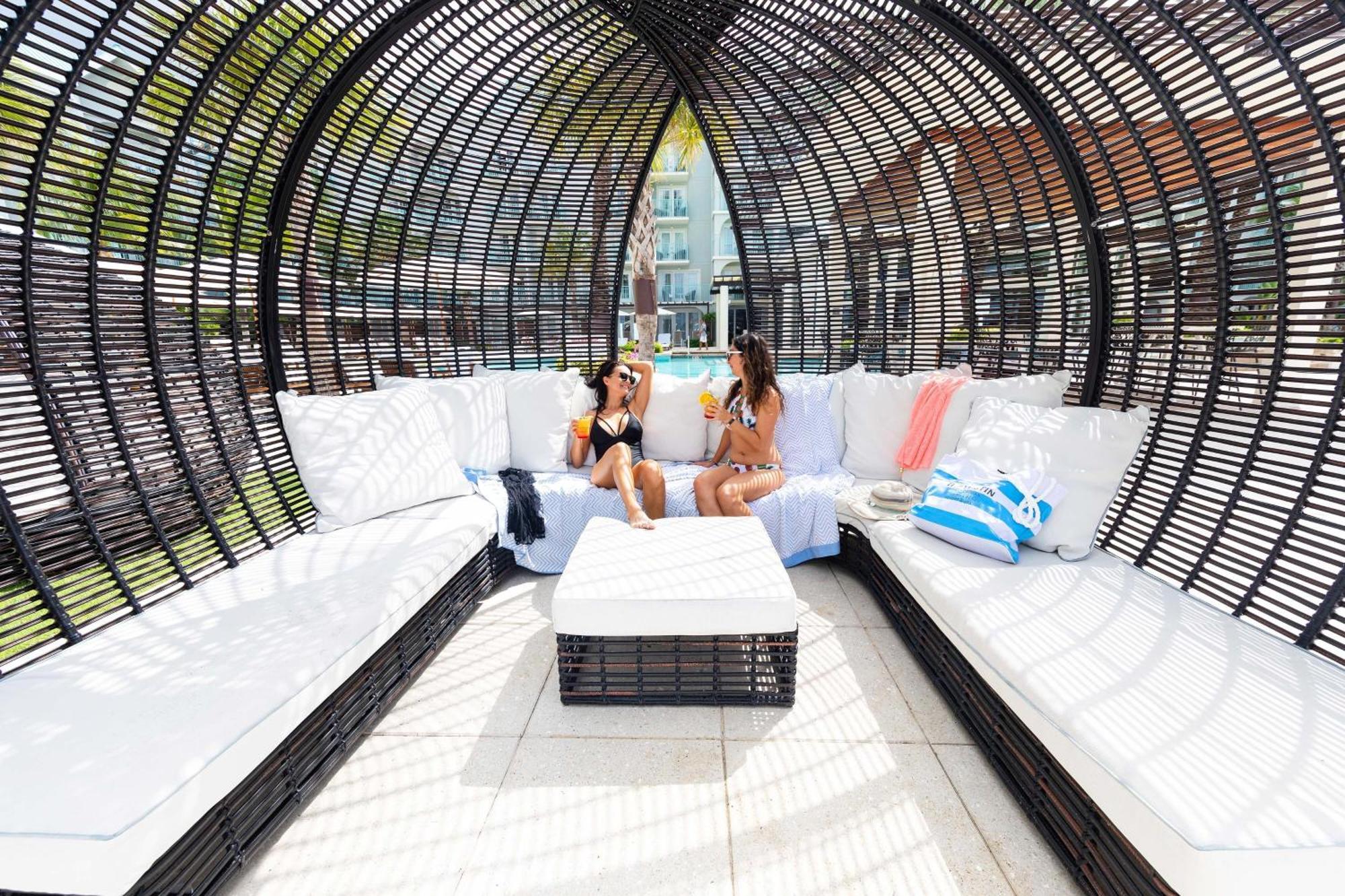 เดอะ เวสทิน แกรนด์ เคย์แมน เซเว่นไมล์บีช รีสอร์ต สปา Hotel West Bay ภายนอก รูปภาพ